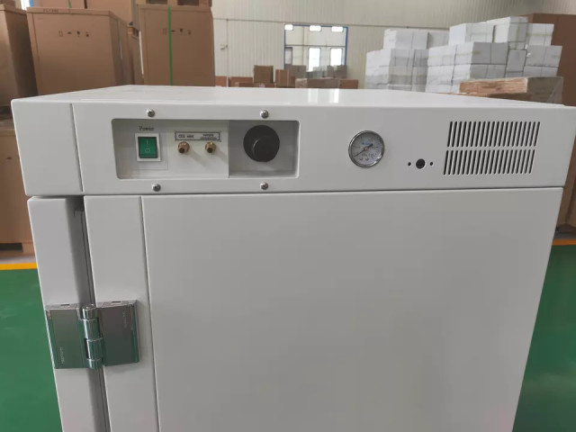 ตู้บ่มเพาะเชื้อแบบดิจิตอลขนาดเ - Incubator Co2 Lab บทวิจารณ์และราคา